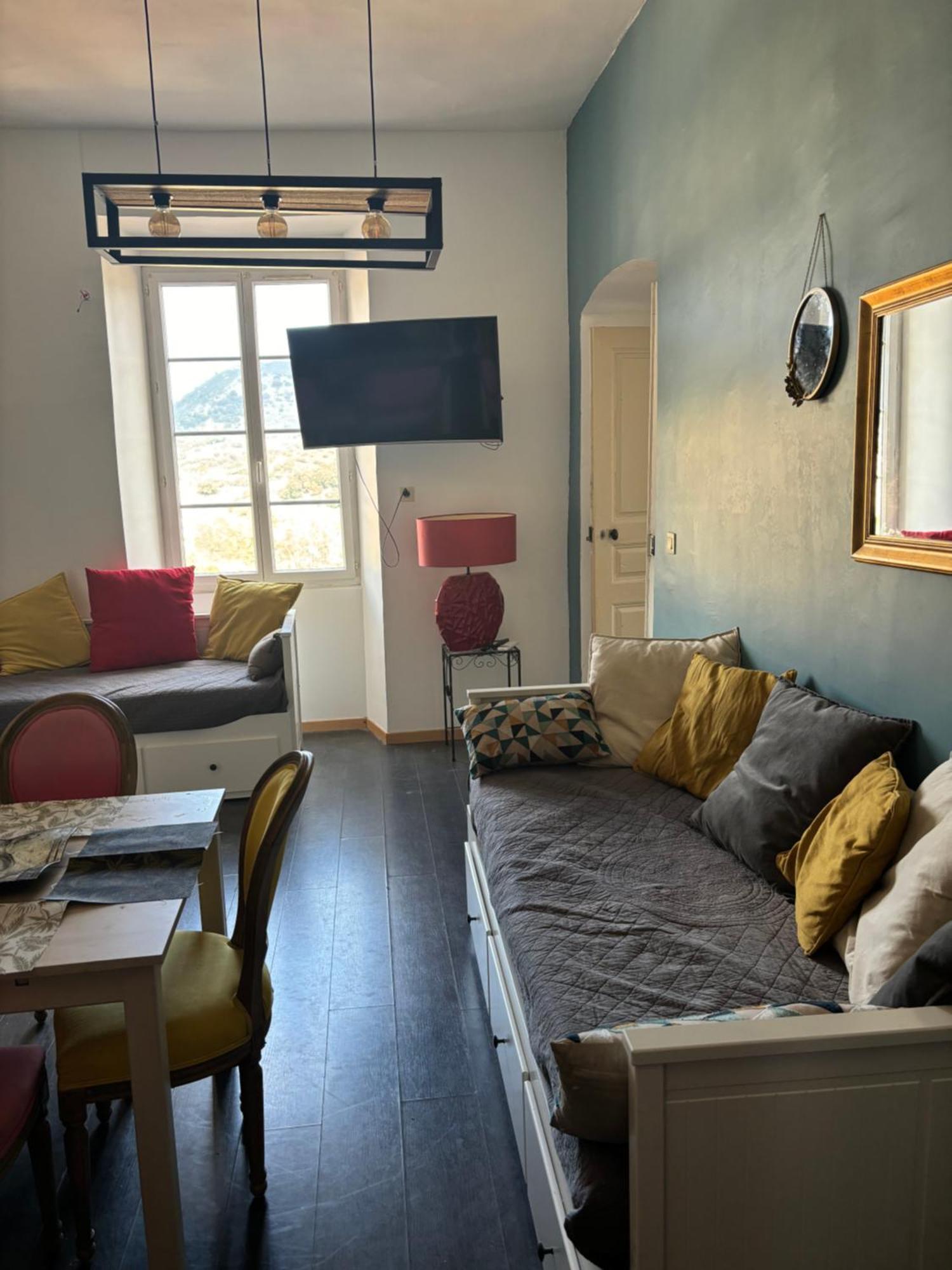 Appartement De Caractere Superficie 50 M2 科尔特 外观 照片
